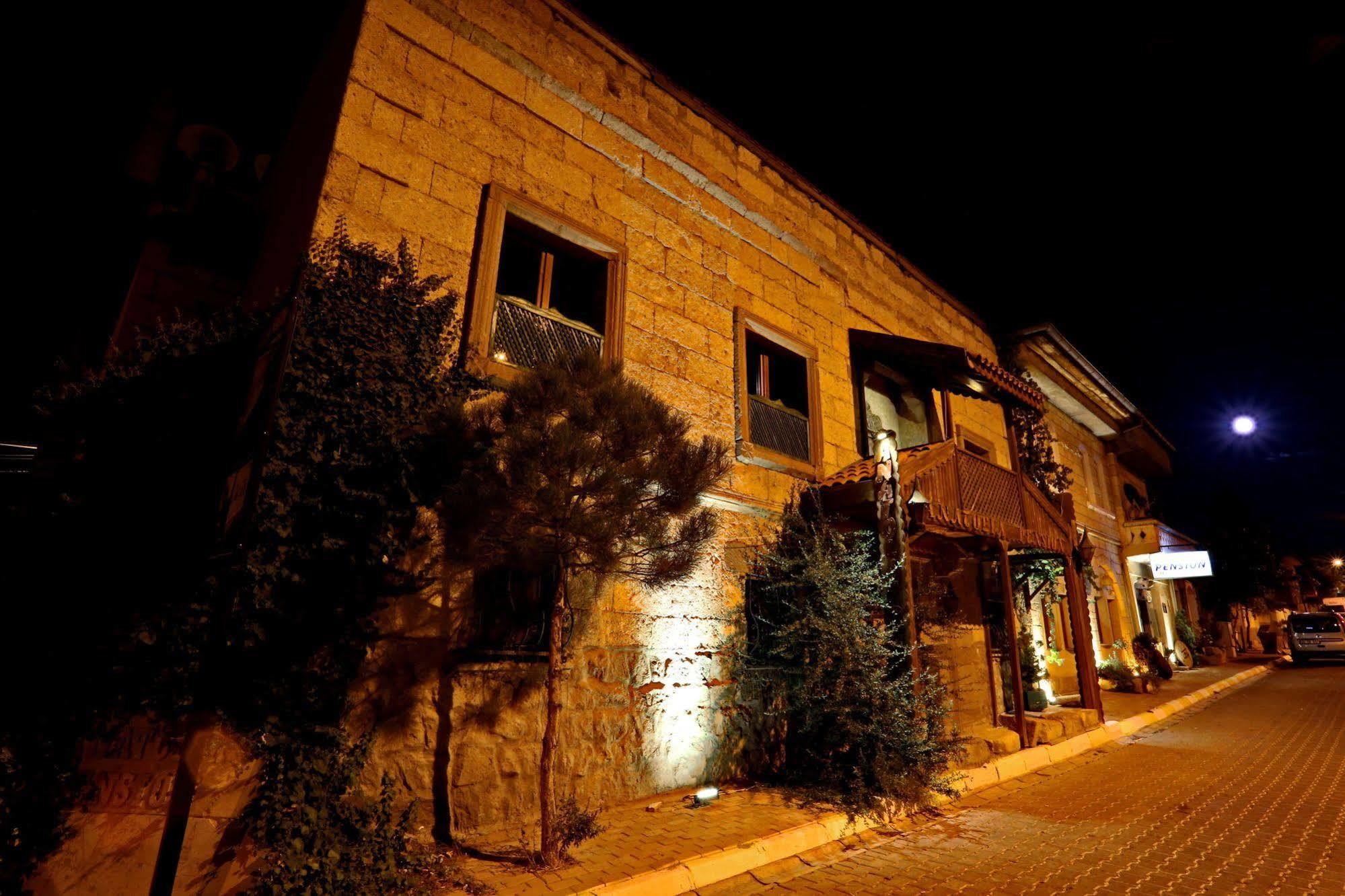 Anatolia Raymonde Cave House Hotell Üçhisar Eksteriør bilde